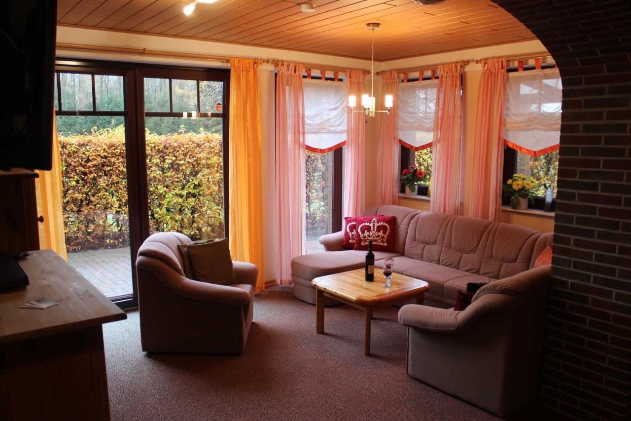 Ferienwohnung Meyer, 35176 Schwerinsdorf Buitenkant foto