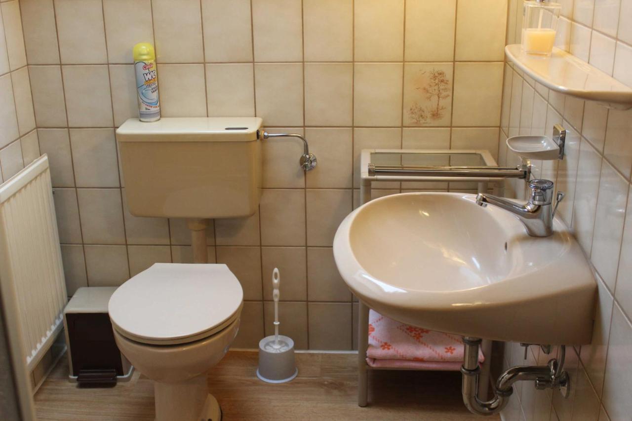 Ferienwohnung Meyer, 35176 Schwerinsdorf Buitenkant foto